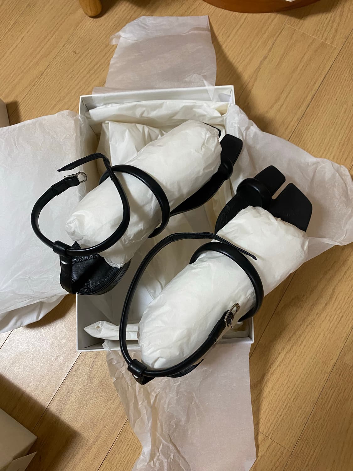 메종마르지엘라 타비 샌들 37사이즈 블랙 정품 새상품 상품이미지8