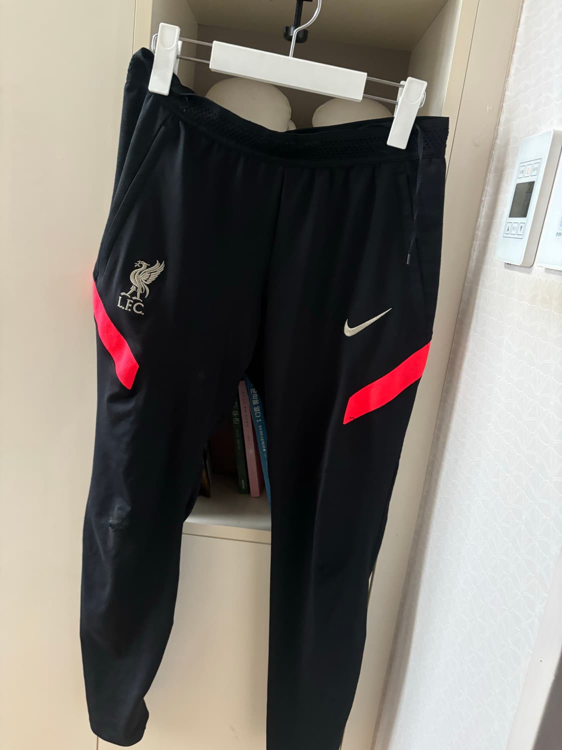 리버풀 트레이닝복 하의 상품이미지1