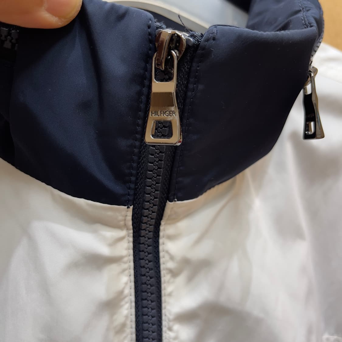 타미힐피거 레가타 바람막이 상품이미지2