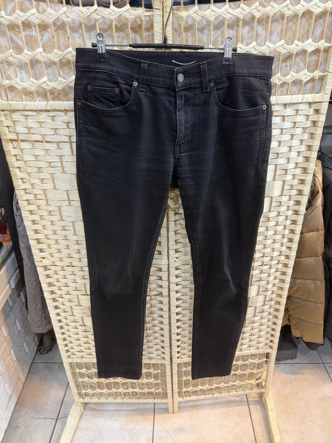 32-33 정품 생로랑 블랙진 팝니다 상품이미지1