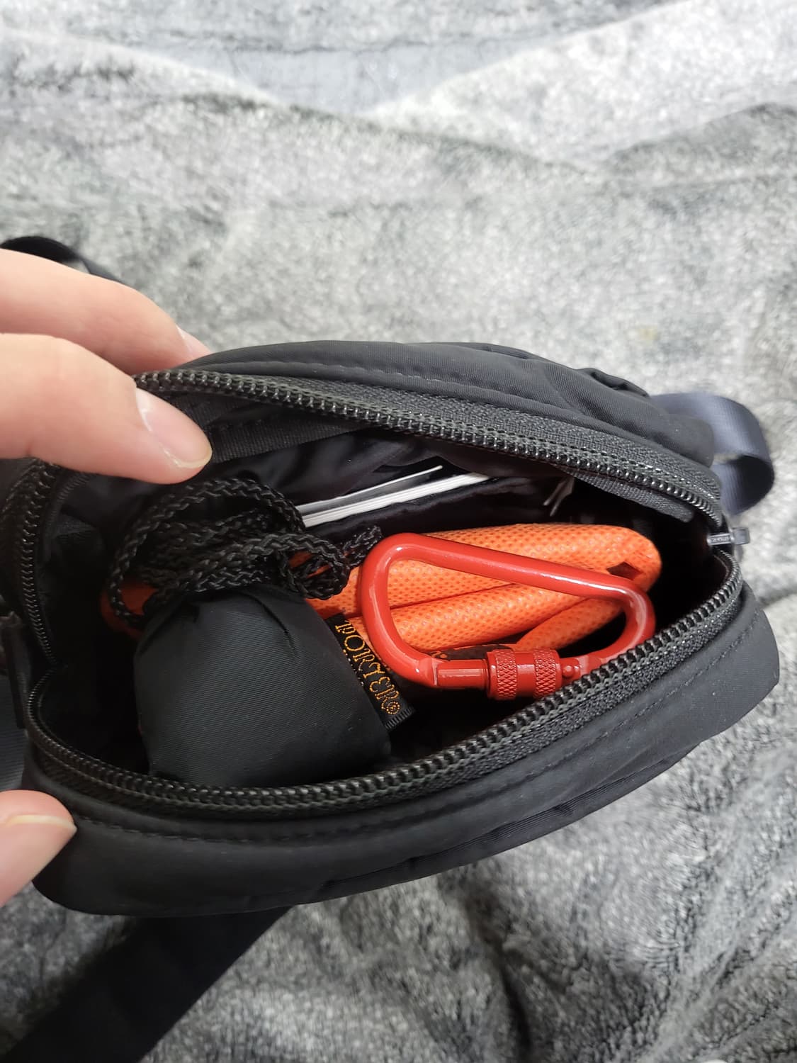 포터 요시다 센시즈버티컬숄더백  상품이미지2