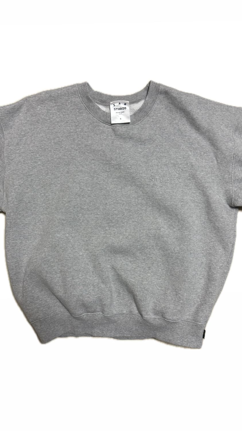 IAB STUDIO 엠보스드 스웨트셔츠 그레이 상품이미지4