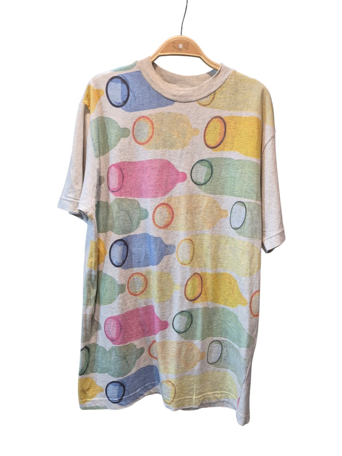 90's베네통 콘돔아트T셔츠 상품이미지1