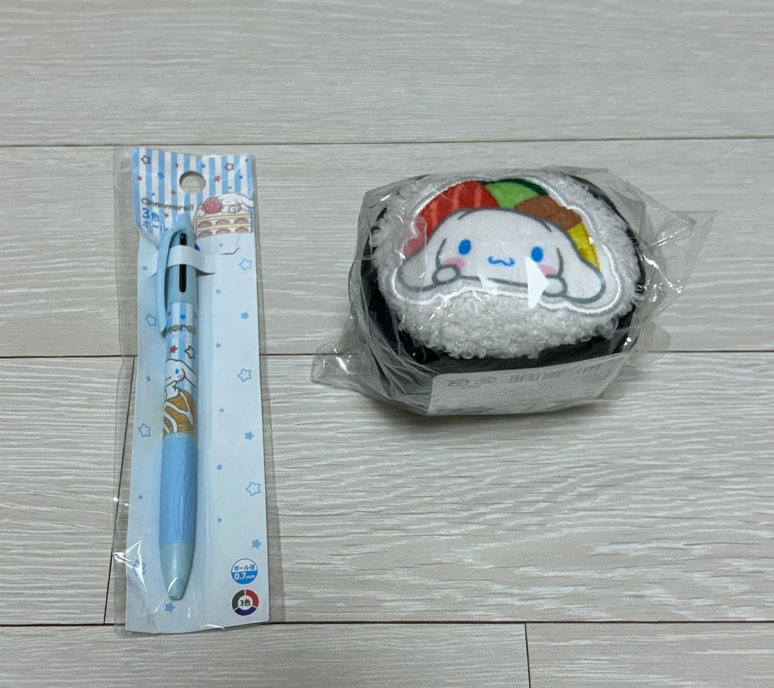 시나모롤 김밥 키링 + 3색 볼펜 일괄 상품이미지2