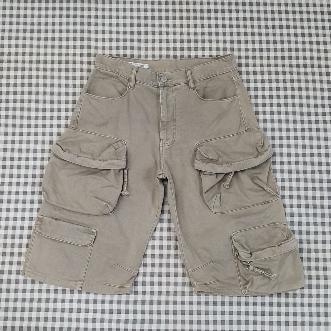 자라 카고 쇼츠 라이트 탄 반바지 남자30 상품이미지1