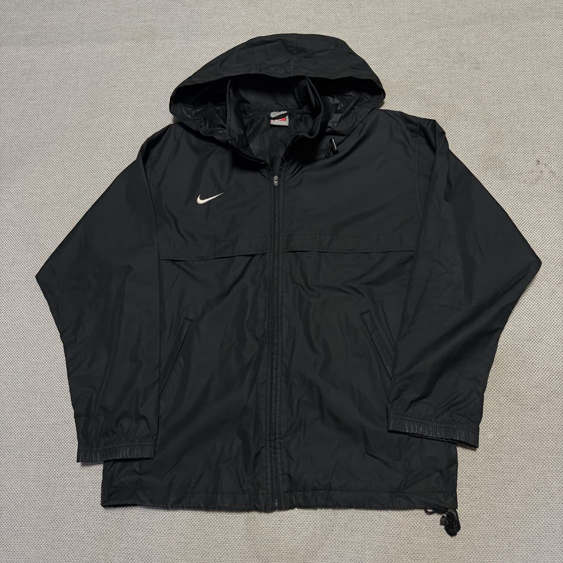 나이키 스몰로고 바람막이 상품이미지1