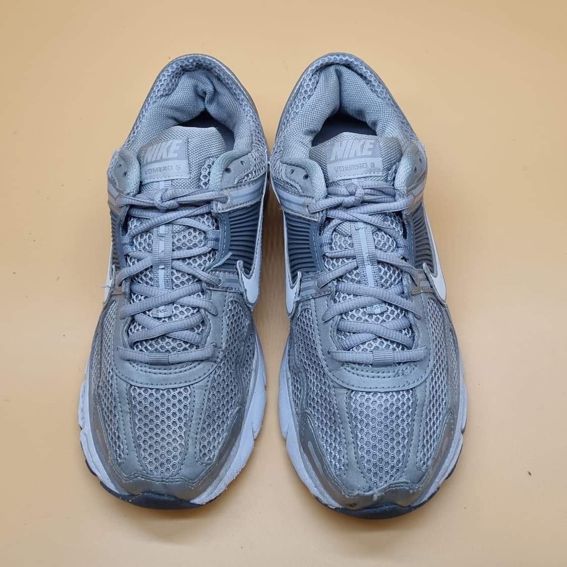나이키 줌 보메로5 남성운동화260 상품이미지2