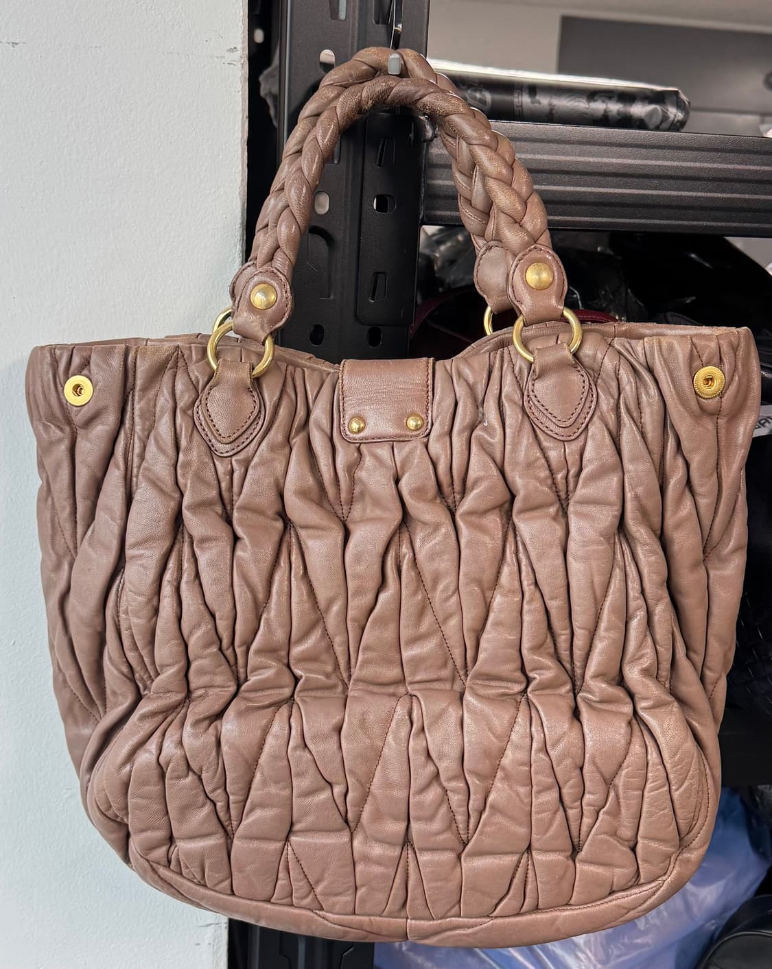 미우미우 마테라쎄 핸드백(정품) 상품이미지2