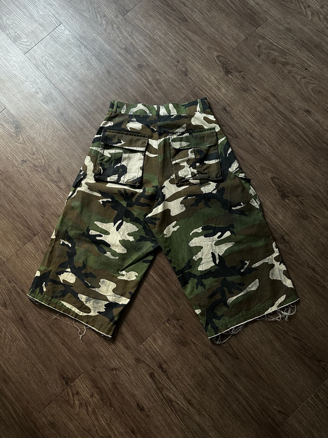Nos Couleurs 카모플라쥬 버뮤다 카고 팬츠 상품이미지9