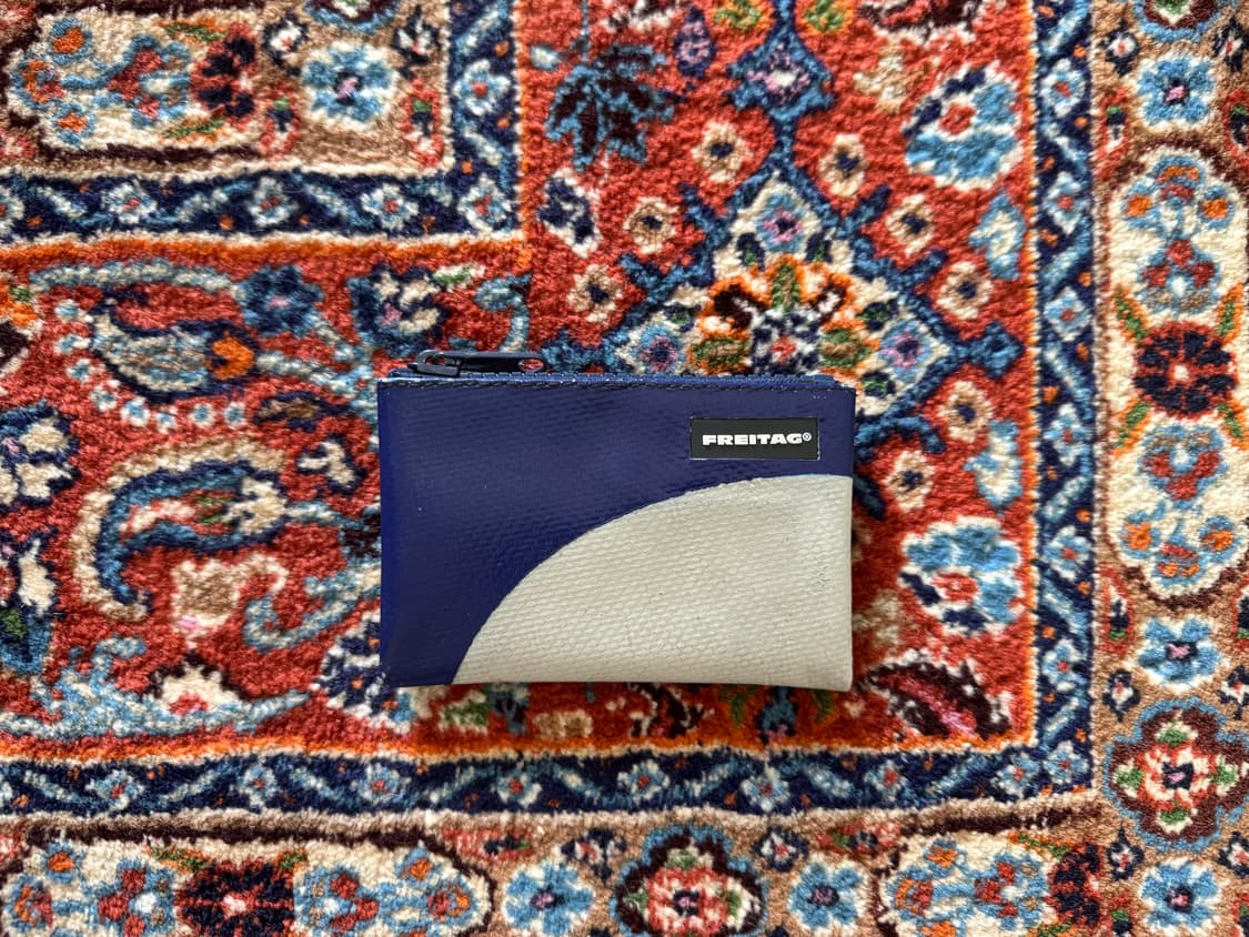 프라이탁 블레어 카드지갑 파우치 네이비/그레이 상품이미지1