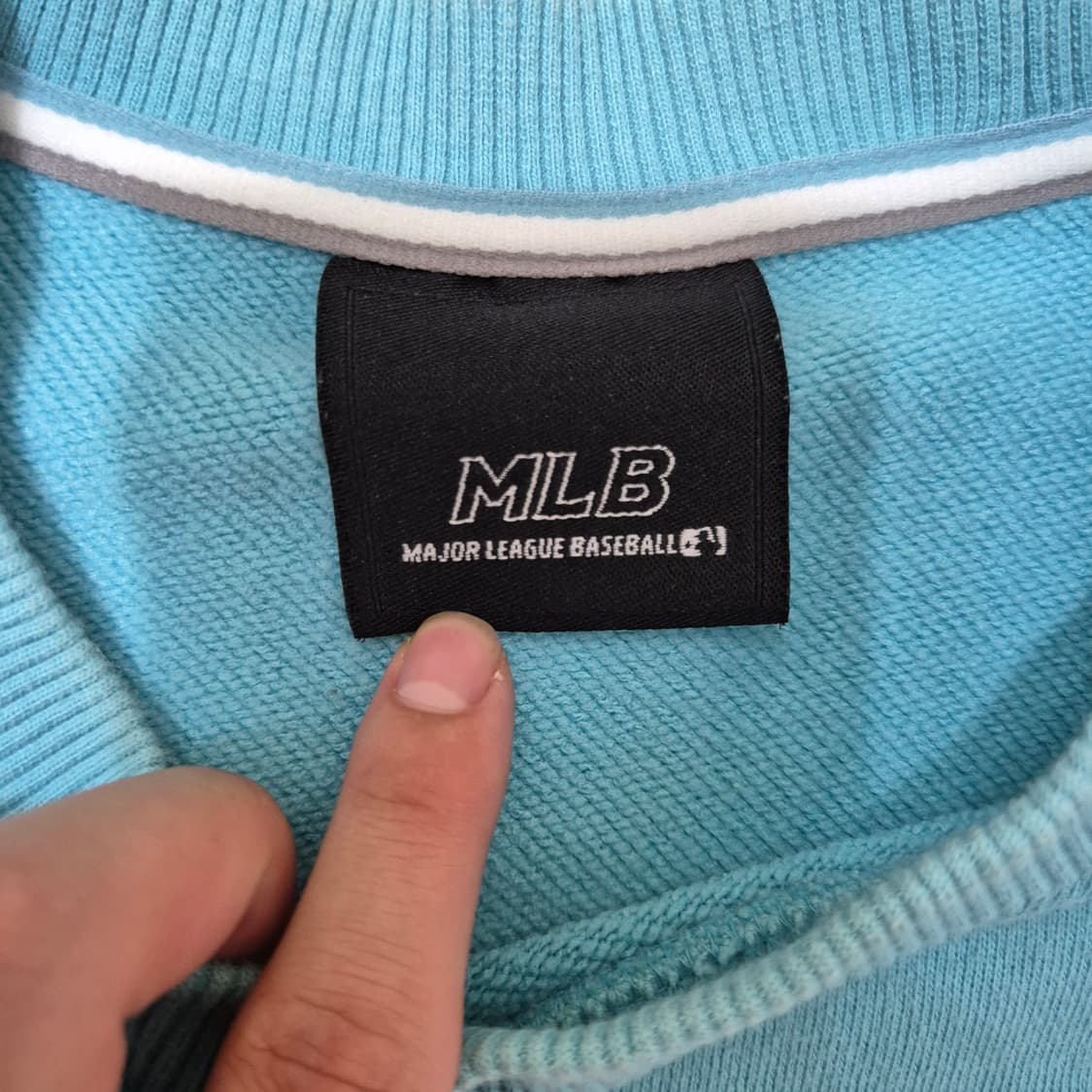 MLB 엠엘비 생루이 자수로고 맨투맨 상품이미지6