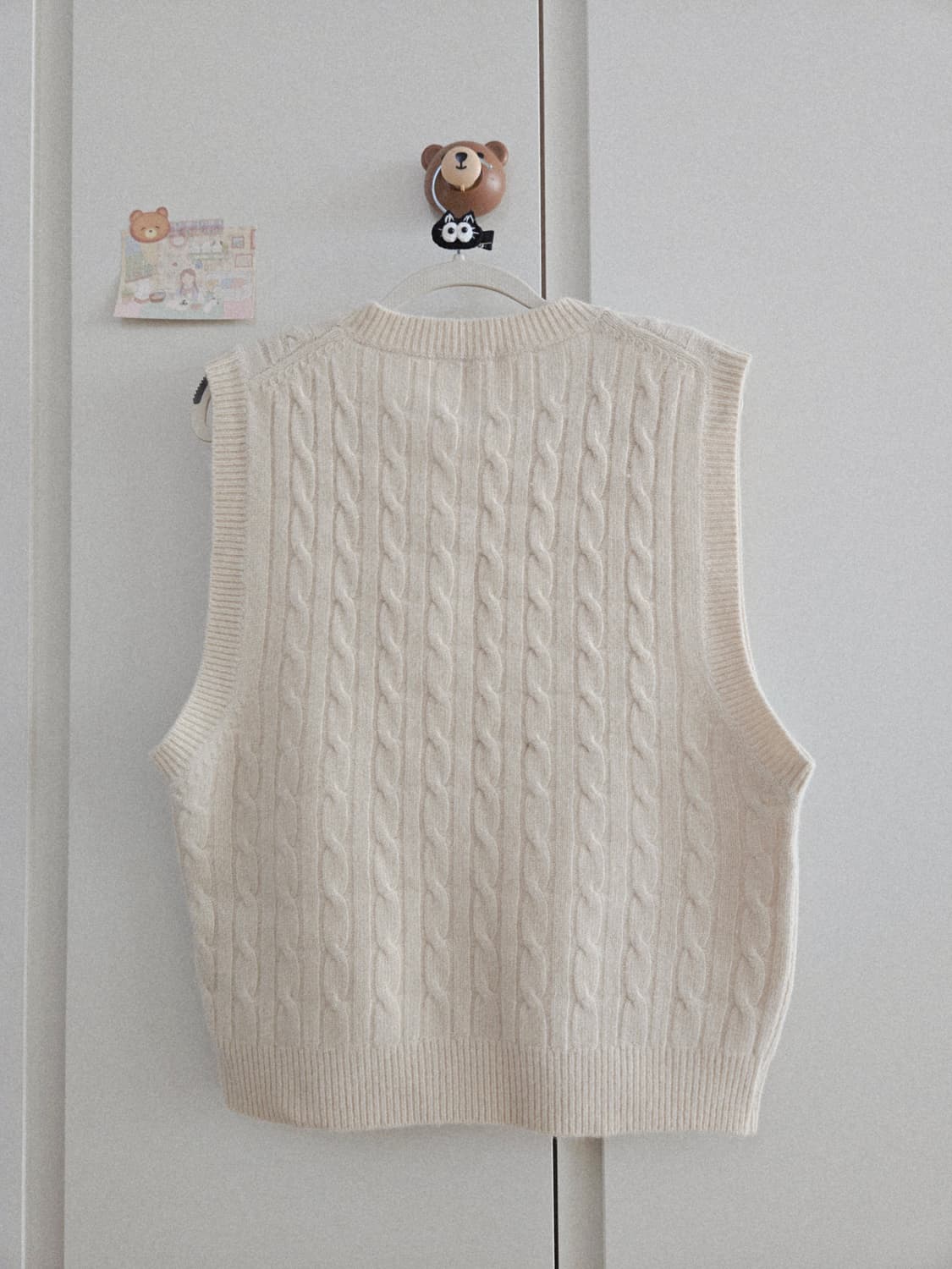 드파운드 아이보리 케이블 니트 베스트 상품이미지6