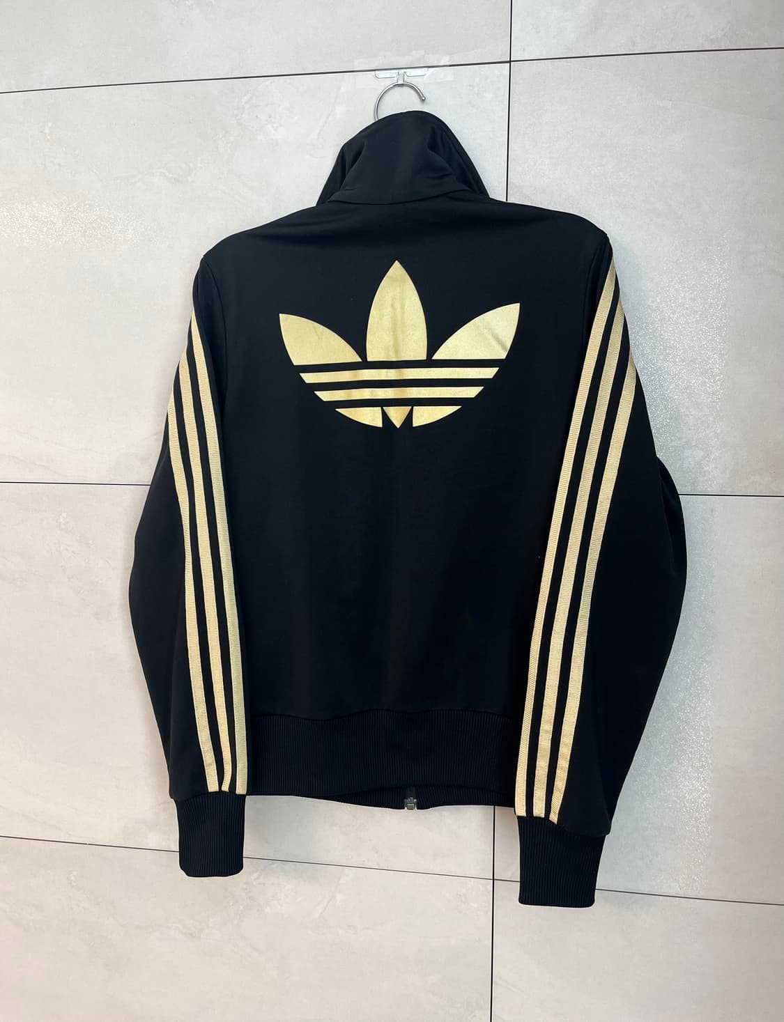 아디다스 제니깔 딱붙핏 파이어버드 검,골 져지 (90) 상품이미지4