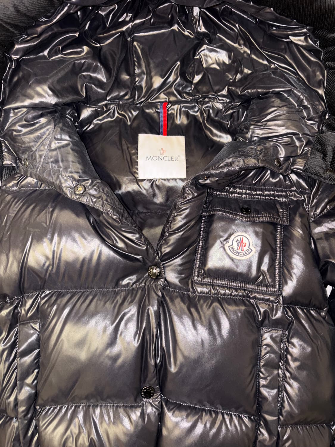 (W) 몽클레어 파쉐 쇼트 다운 자켓 블랙 - 22FW 상품이미지3