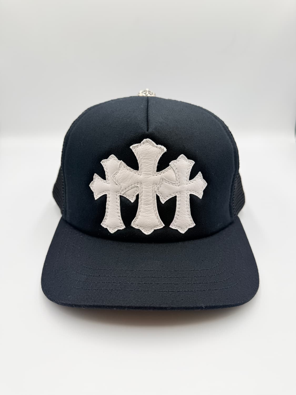 크롬하츠 트러커 메시 캡 레더패치 화이트 상품이미지1