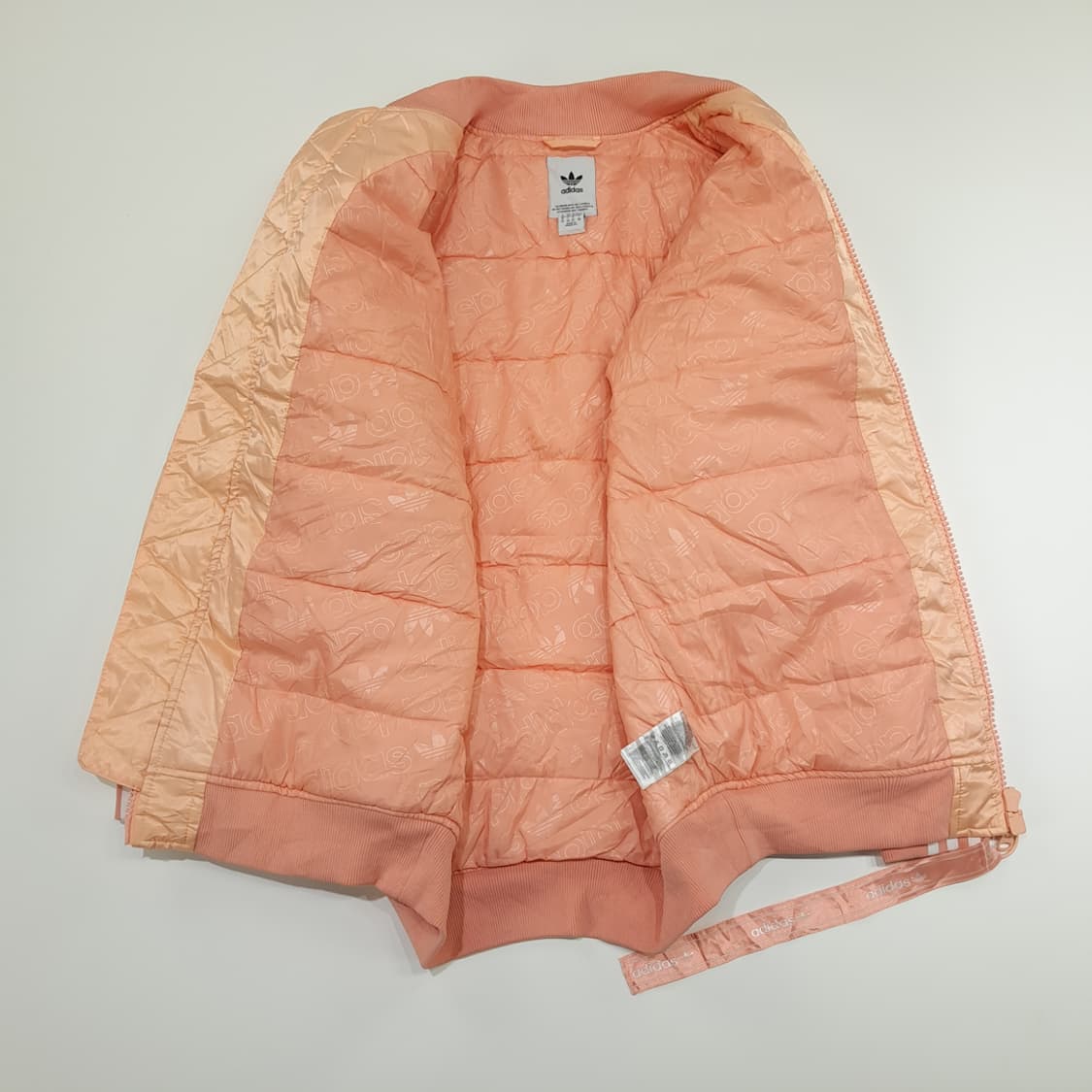 CN892W M 아디다스 오리지널 살몬 핑크 봄버 패딩 상품이미지4