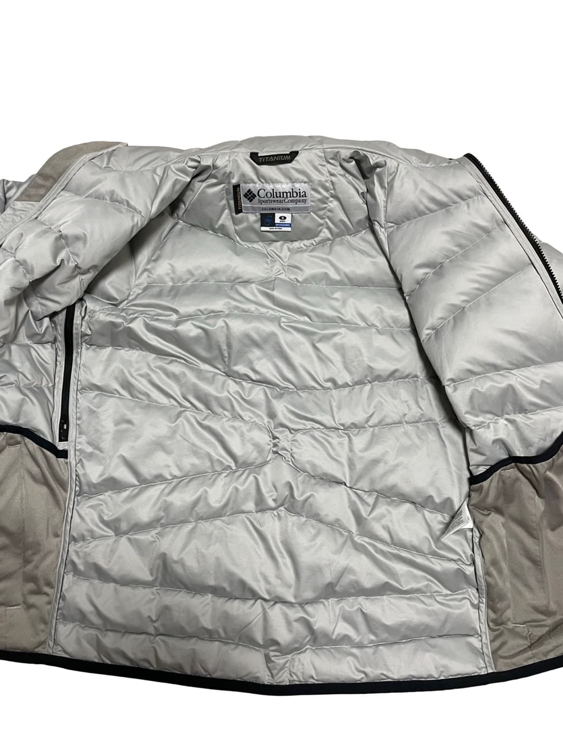 컬럼비아 티타늄 패딩 상품이미지4
