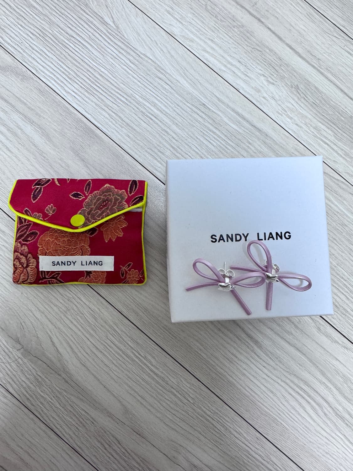 샌디리앙 우메 귀걸이 핑크  상품이미지3