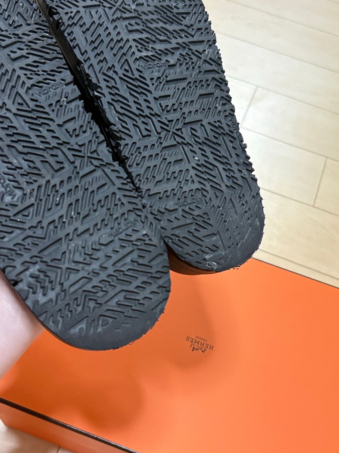 에르메스 시프레 샌들 카프스킨 & 누아 38.5 상품이미지9