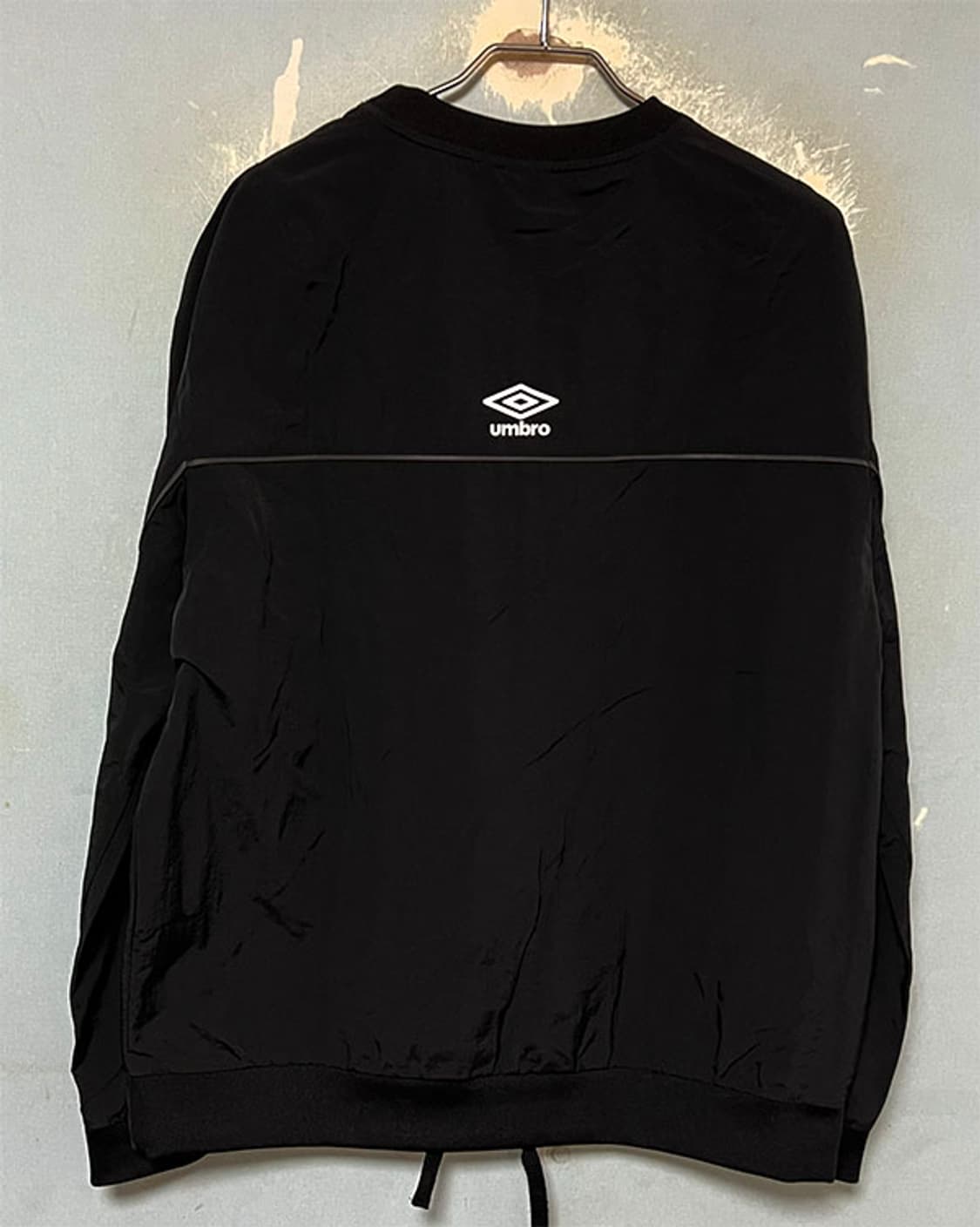 엄브로 나일론 와샤 우븐맨투맨 남자 캐주얼 춘추 새상품 M 95-100 상품이미지2