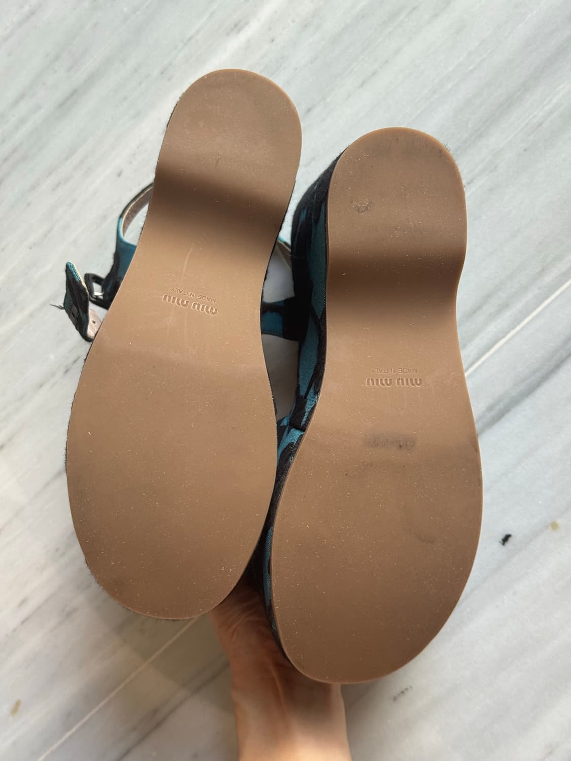 미우미우 플랫폼 웨지힐 샌들 상품이미지5