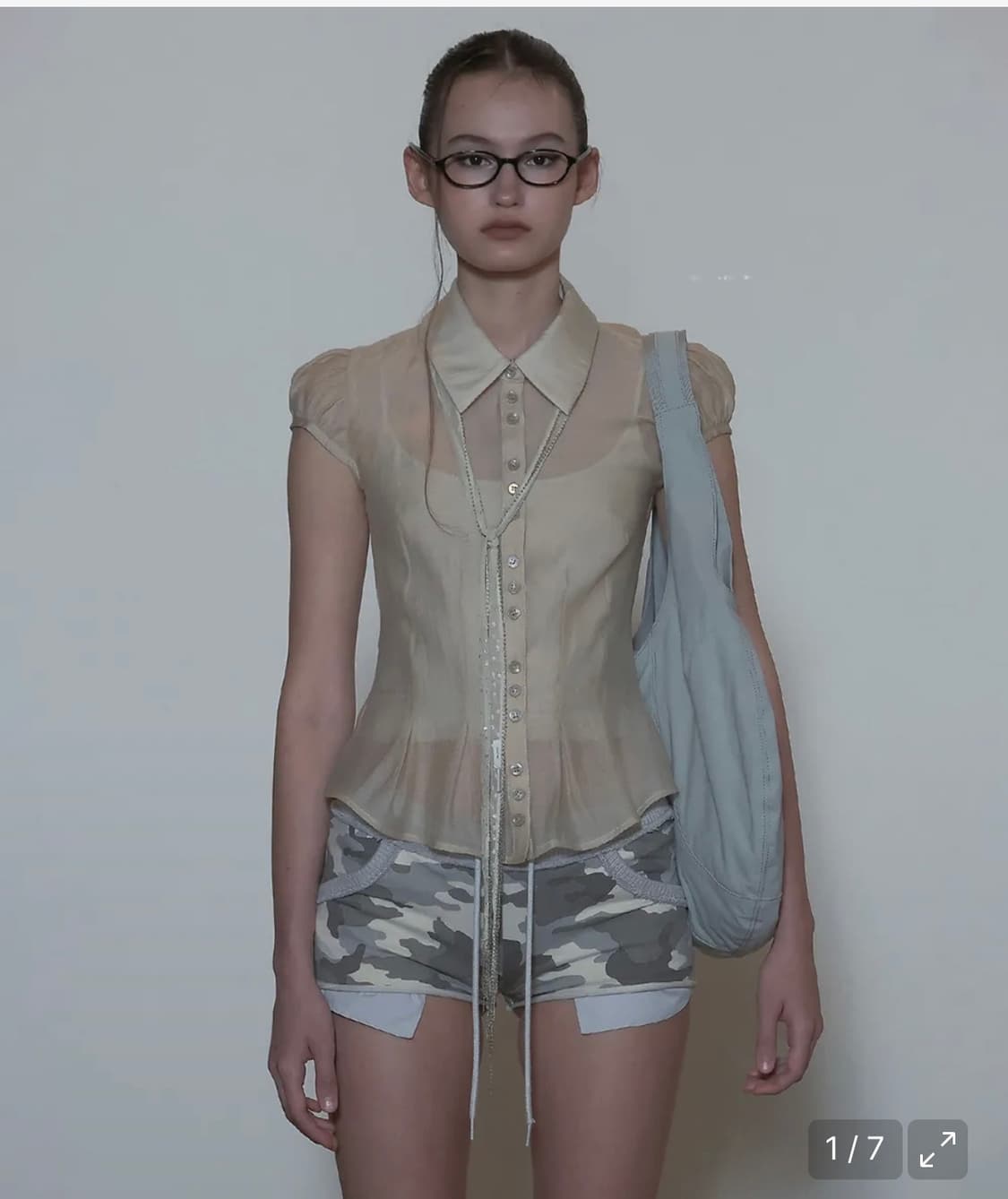 스컬프터 블라우스 Sheer Pleated Hem Blouse RaW 상품이미지1