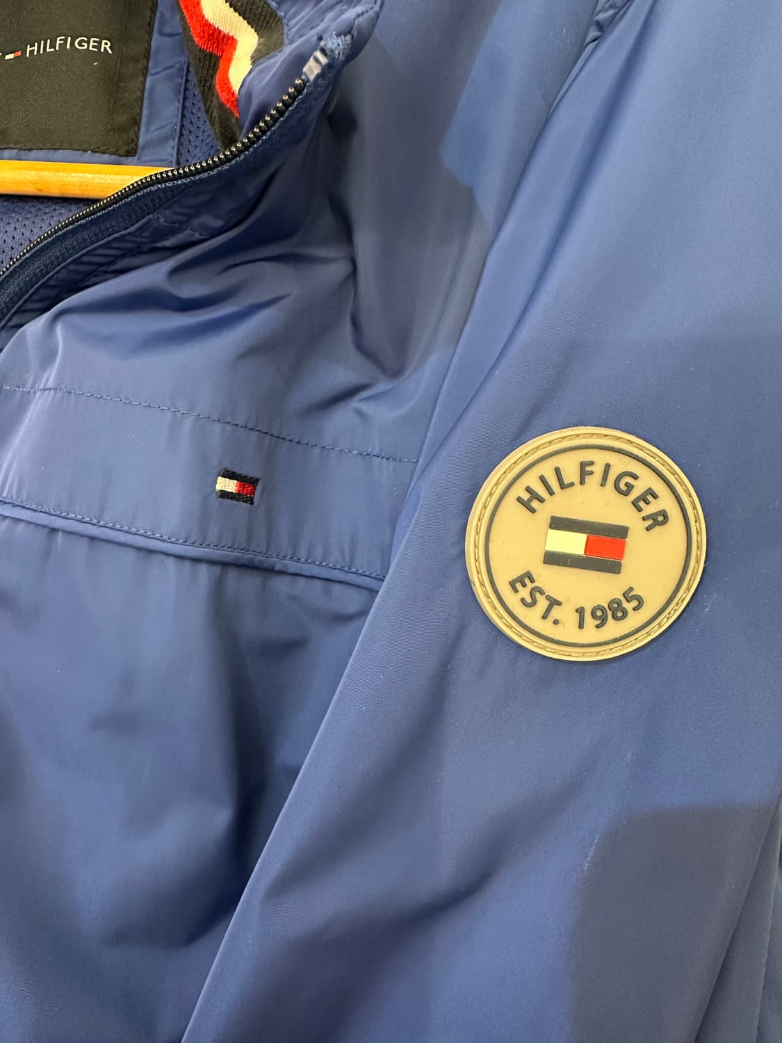 타미 힐피거 블루 바람막이 점퍼 상품이미지4