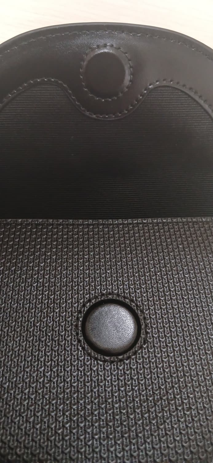 라코스테 피케 가죽 웨이스트백 또는 크로스바디 백  상품이미지5