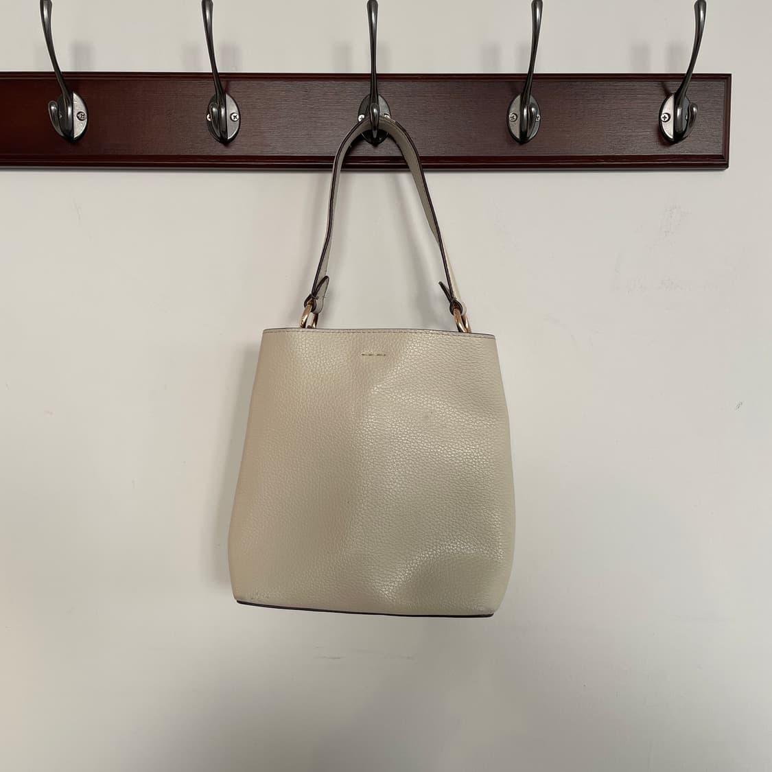 코치 아이보리 버킷백 토트백 상품이미지5