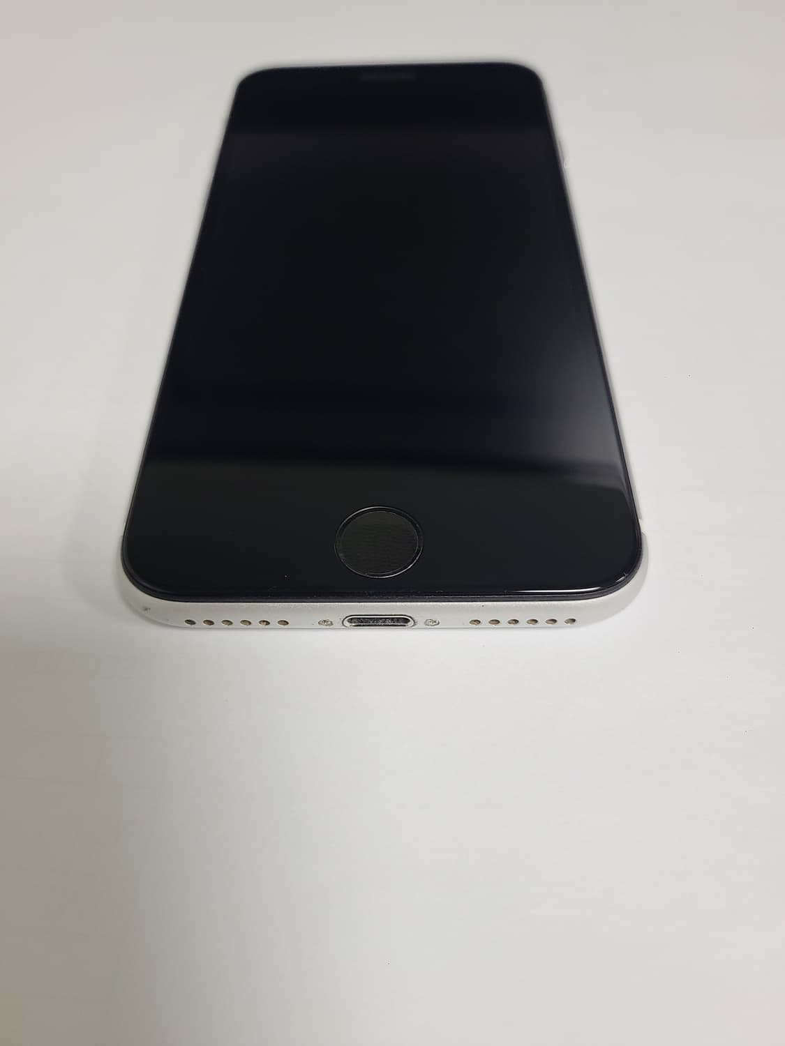 아이폰se2 화이트 64g 배터리89 상품이미지4