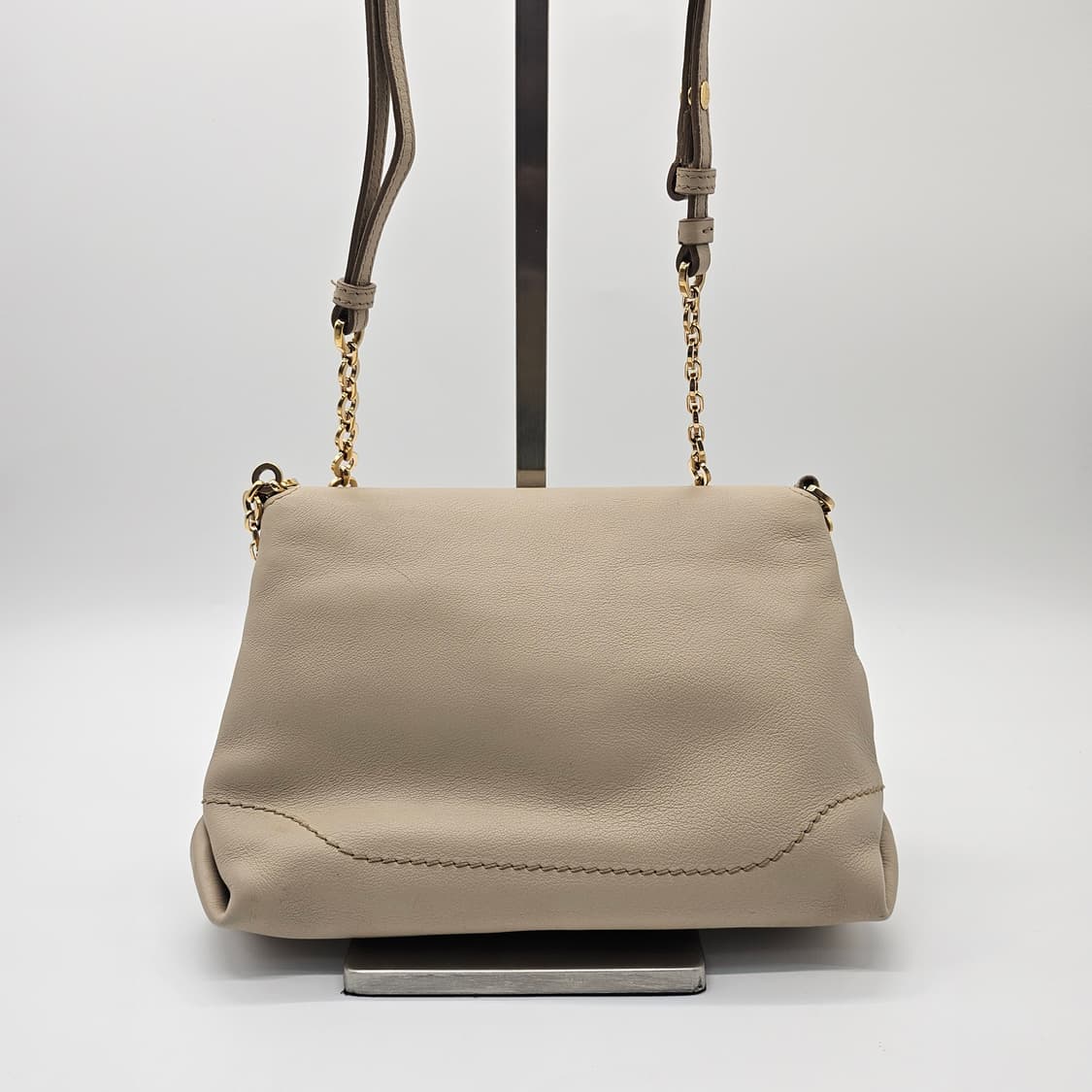 정품 페라가모 플랩 체인 크로스 숄더백 상품이미지3