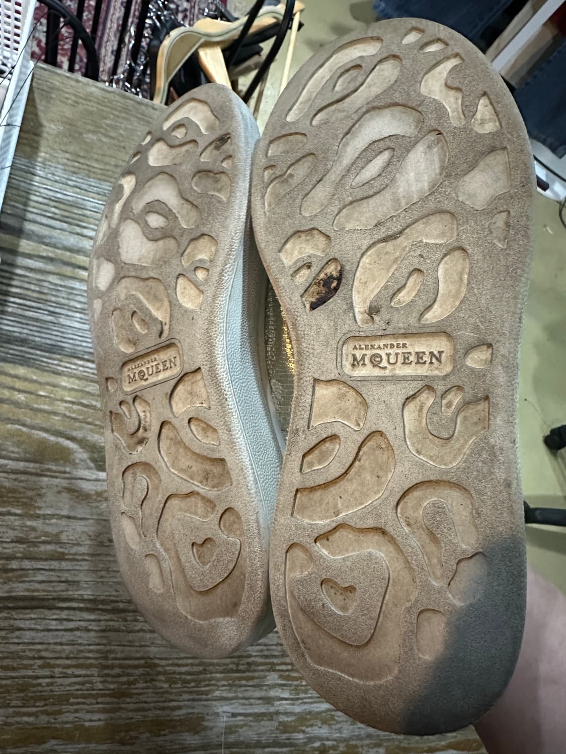 알렉산더맥퀸 오버솔 230 상품이미지6