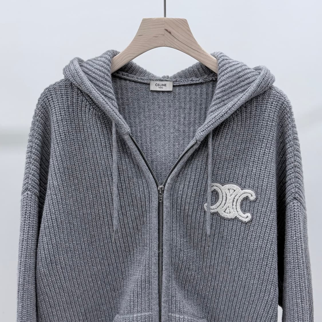 [S급/오버핏XS] 25FW 셀린느 트리오페 울 리브드 니트 후드집업 상품이미지3