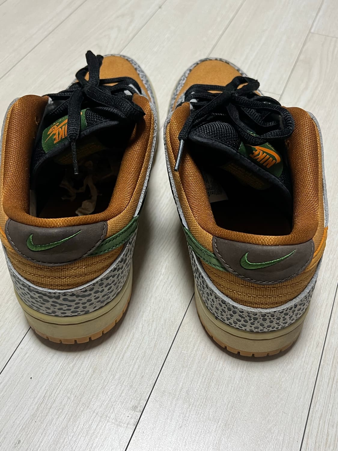 나이키 SB 덩크 로우 사파리 265 상품이미지4