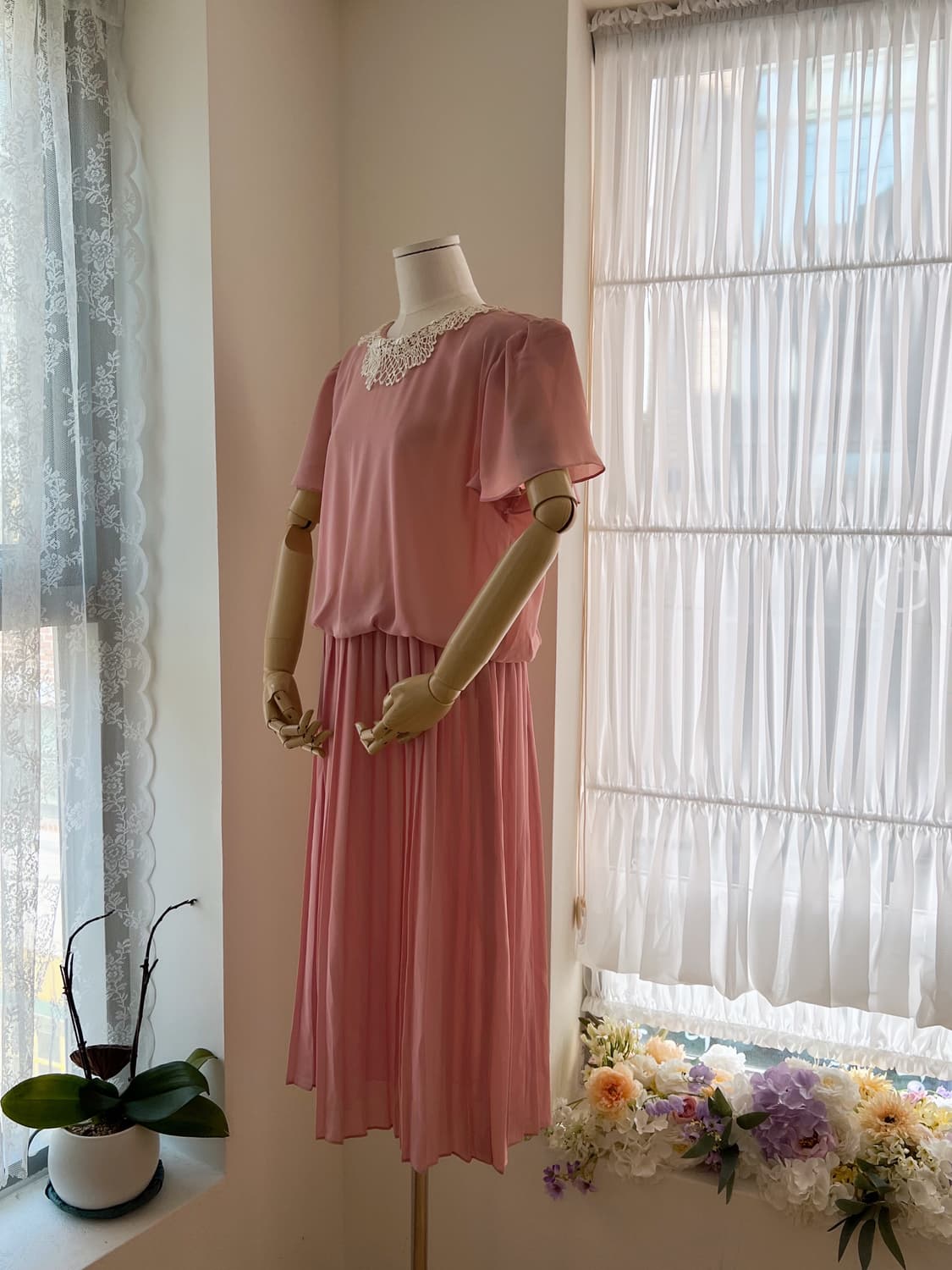 레이스 카라 핑크 플리츠 원피스 상품이미지9