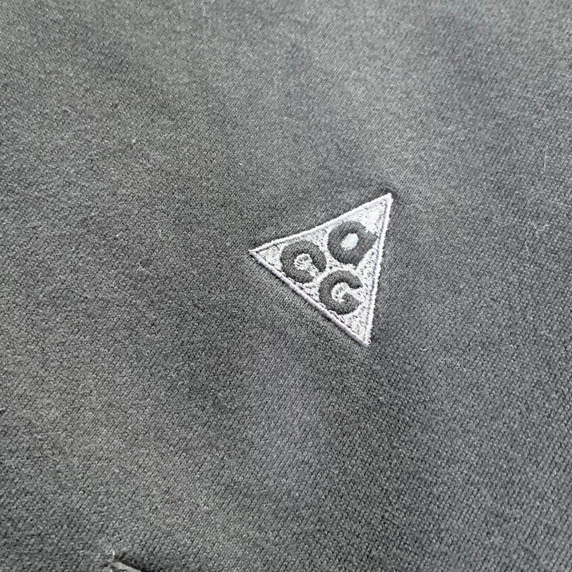 나이키 acg 맨투맨 블랙 상품이미지3