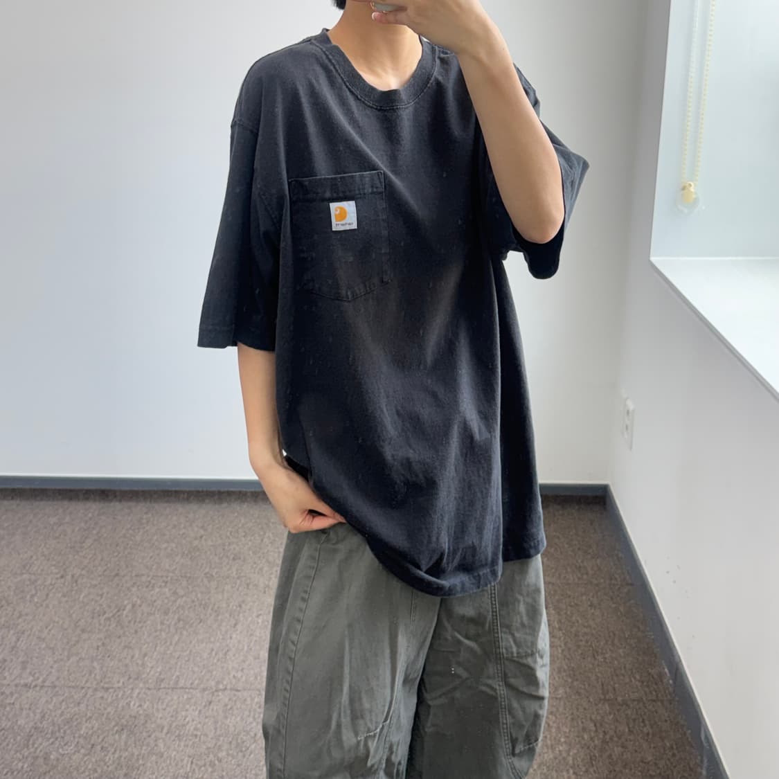 Carhartt 칼하트 원포켓 블랙 반팔 상품이미지2