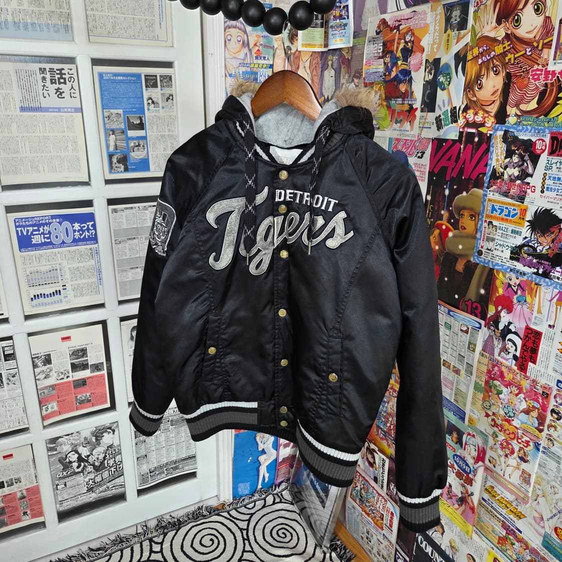 엠엘비 디트로이트 퍼후드 패딩 바시티 점퍼 상품이미지2