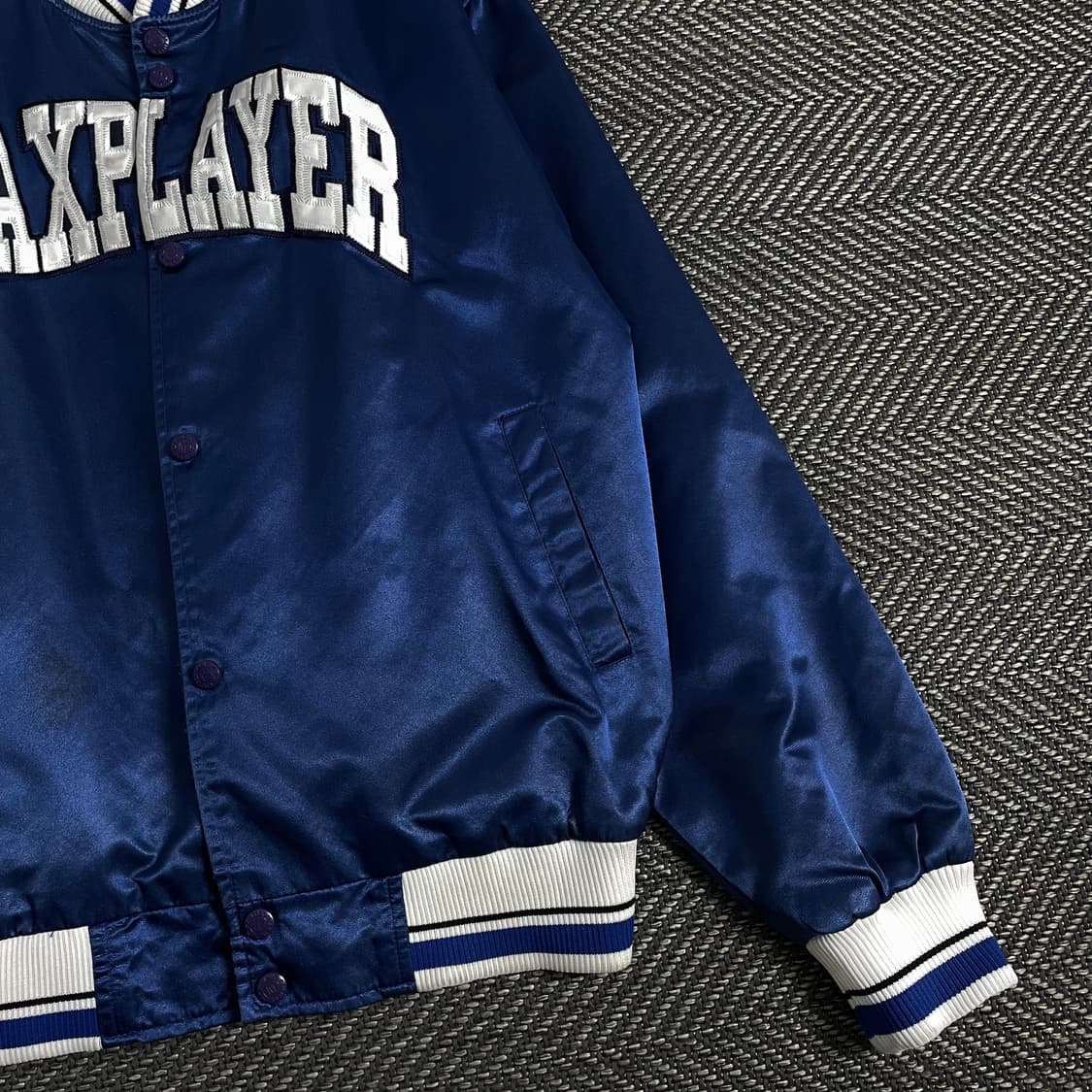 맥스플레이어 올드스쿨 사틴 바시티 자켓o 3120 상품이미지3