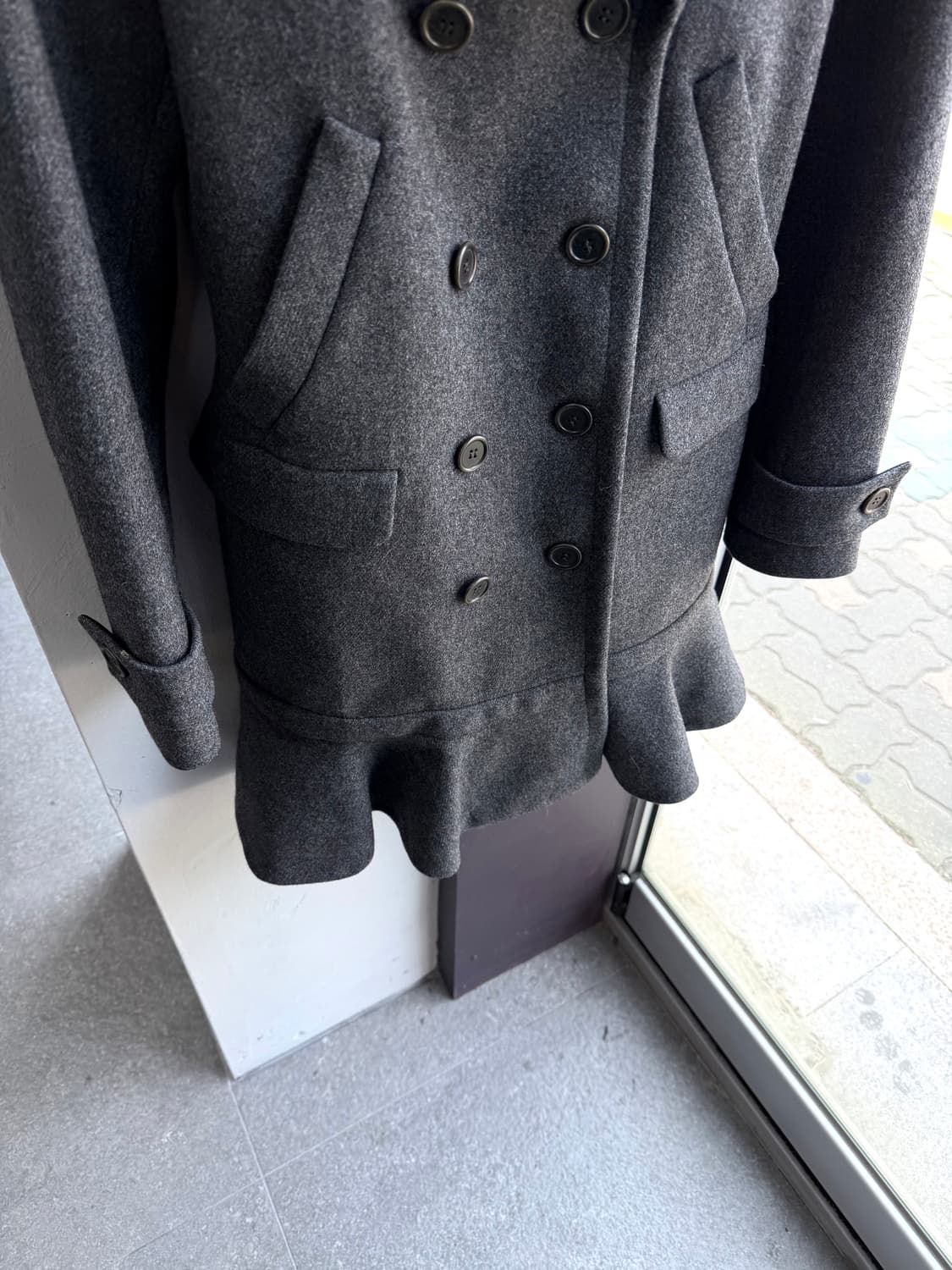 44/ 프라다 2009FW 런웨이 셔링 울코트 상품이미지4