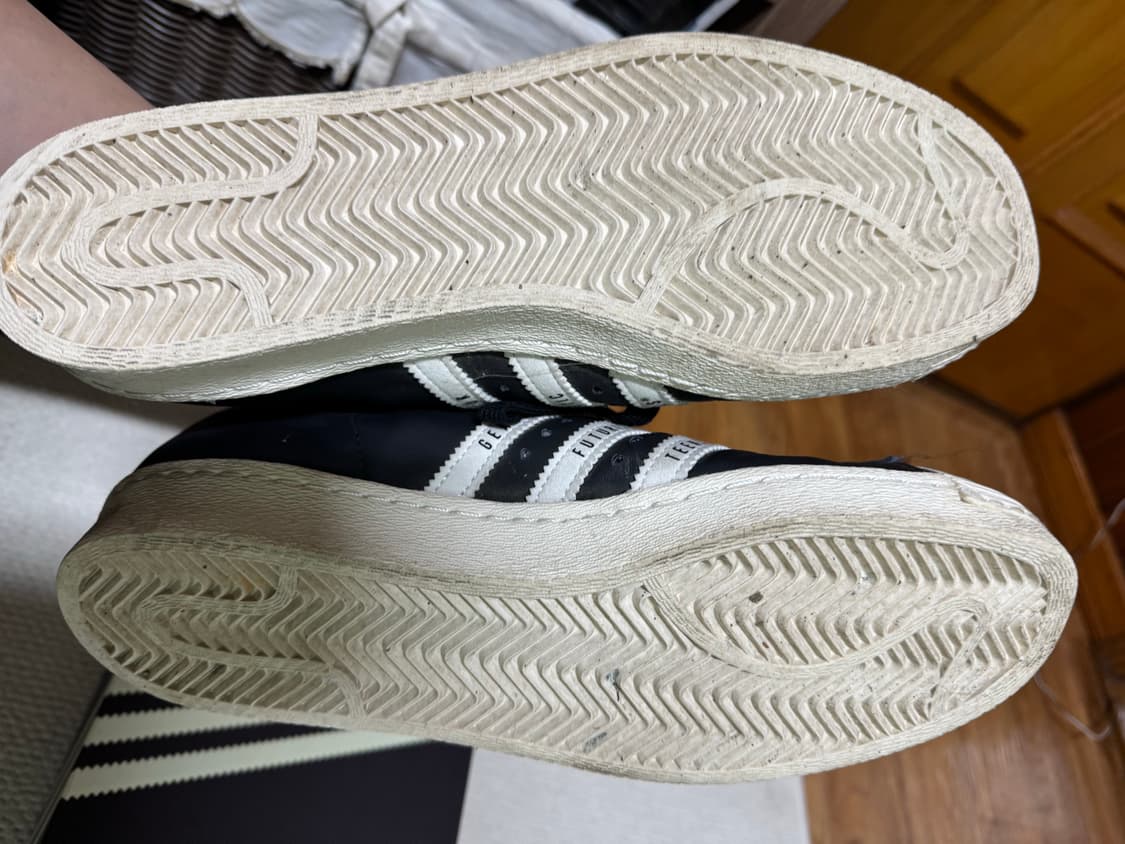 아디다스 x 휴먼 메이드 슈퍼스타 블랙 화이트 280 상품이미지5