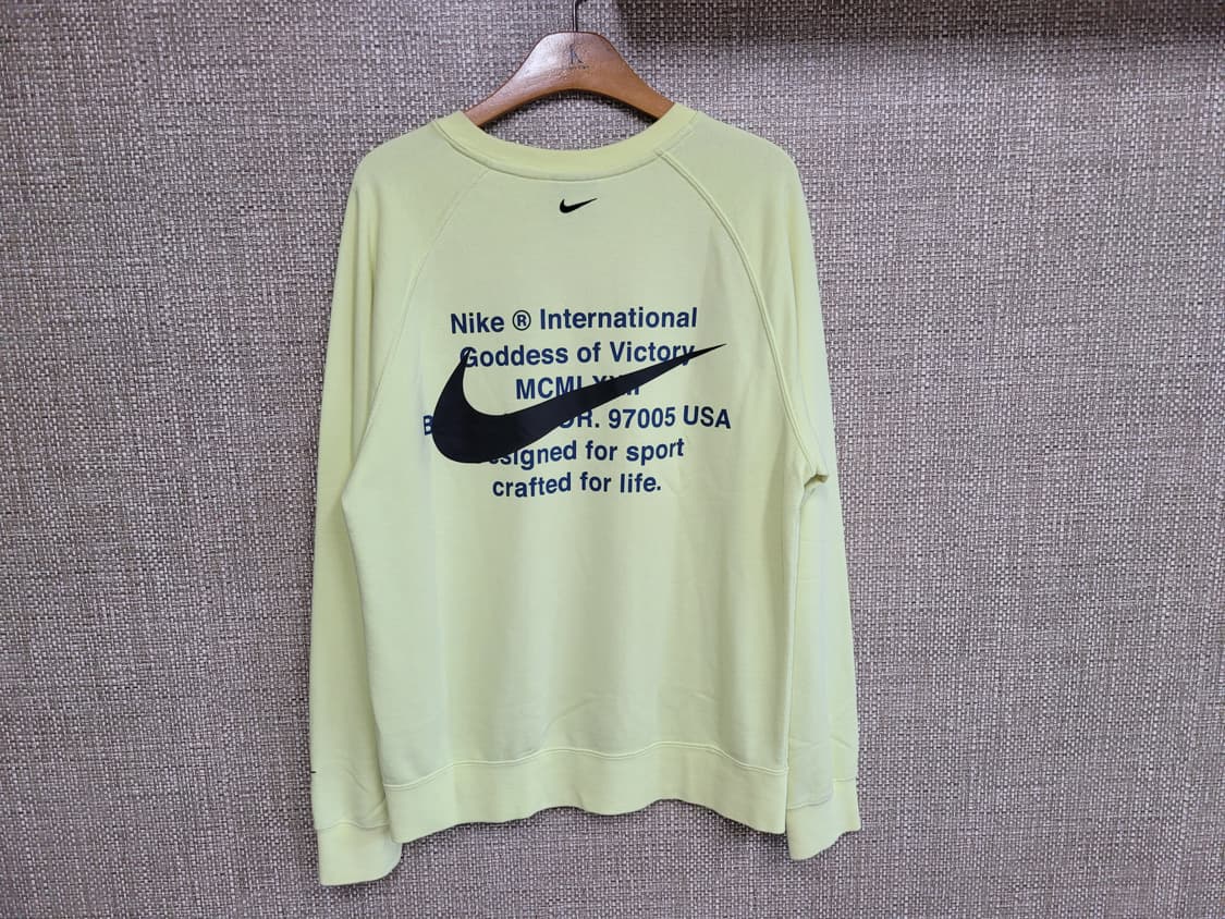 105사이즈 나이키 맨투맨 상품이미지3