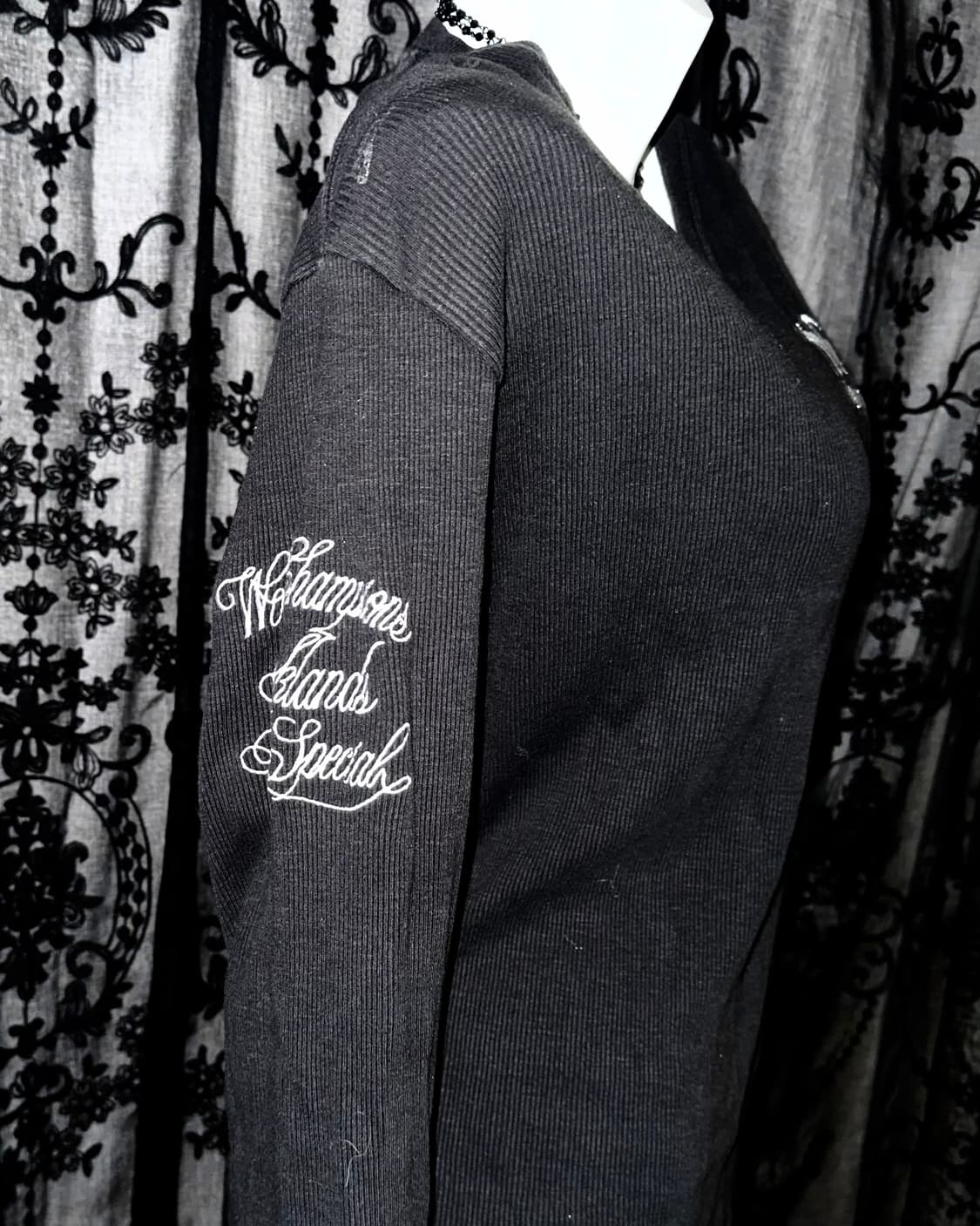 Noton Black Lettering Long Sleeve 상품이미지4