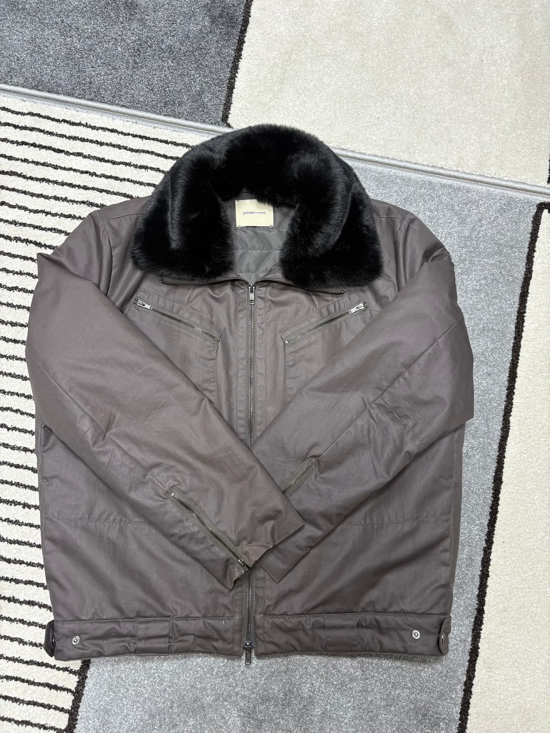 팔로마울 자코바 L 사이즈 판매 상품이미지1