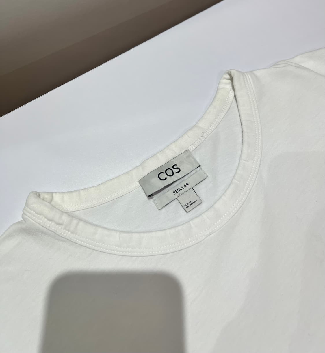 Cos 레귤러 핏 티셔츠 (Regular Fit T-shirt) 상품이미지4