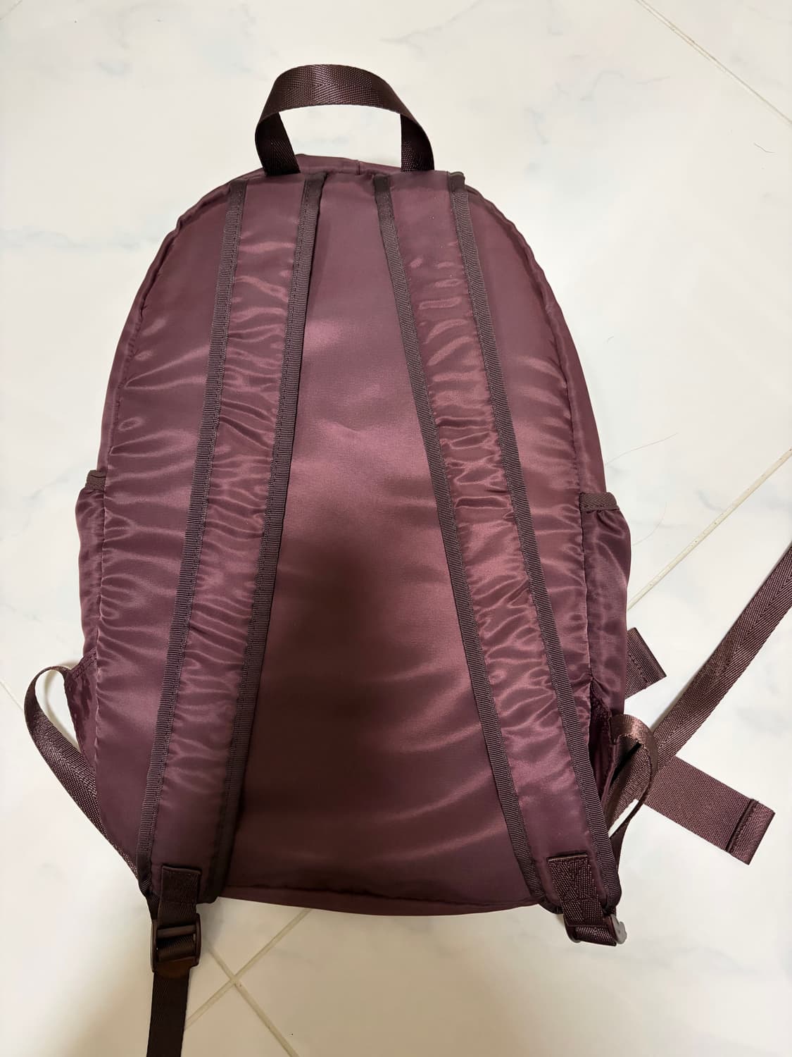 인앤양인하모니 bow backpack burgundy +팝업기프트 🤍  상품이미지3