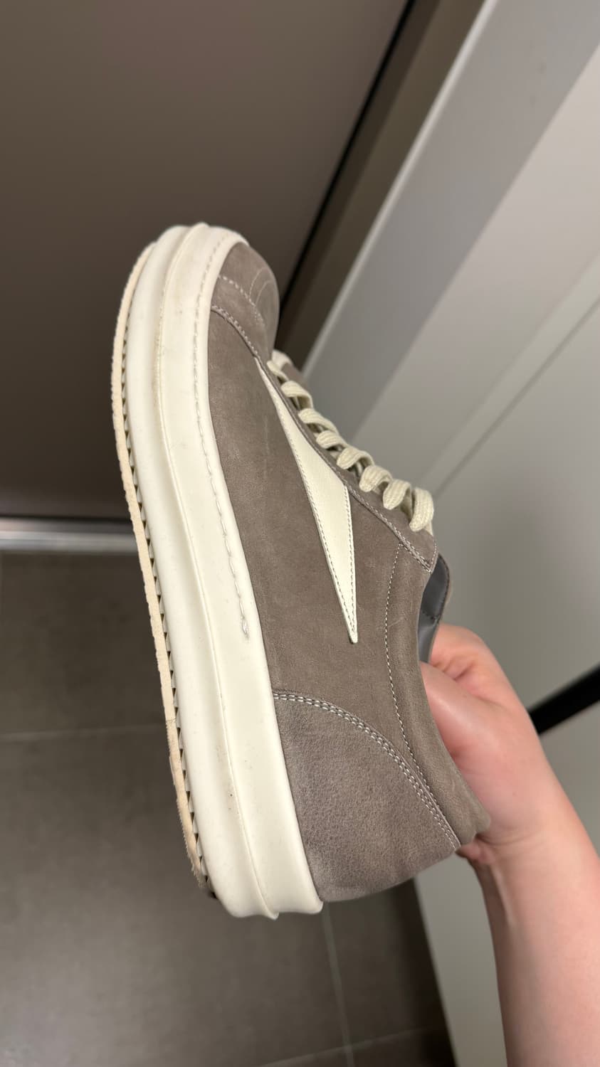 릭오웬스 룩소르 빈티지 스니커즈 릭반스 더스트 밀크 색상 44사이즈 상품이미지2