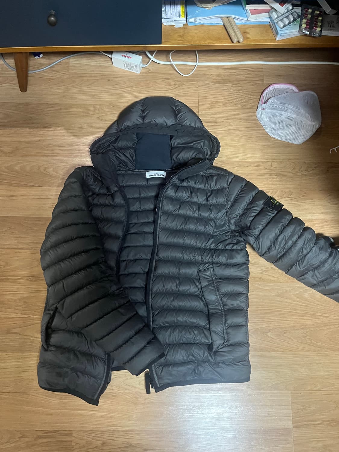 [L]스톤아일랜드 가먼트다잉 경량 패딩 상품이미지1