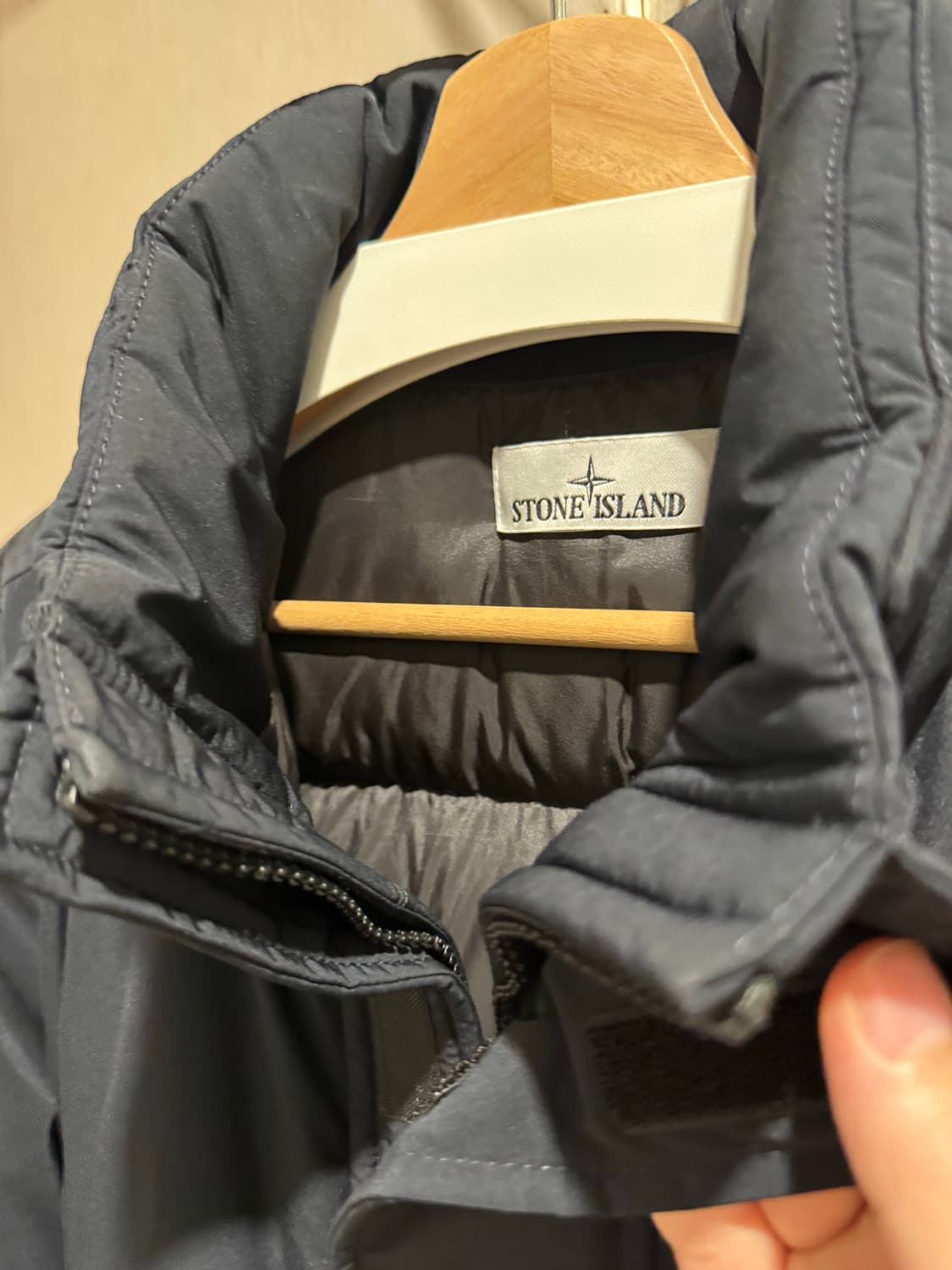 스톤아일랜드 23FW 마이크로 트윌 패딩 네이비 XL 상품이미지3