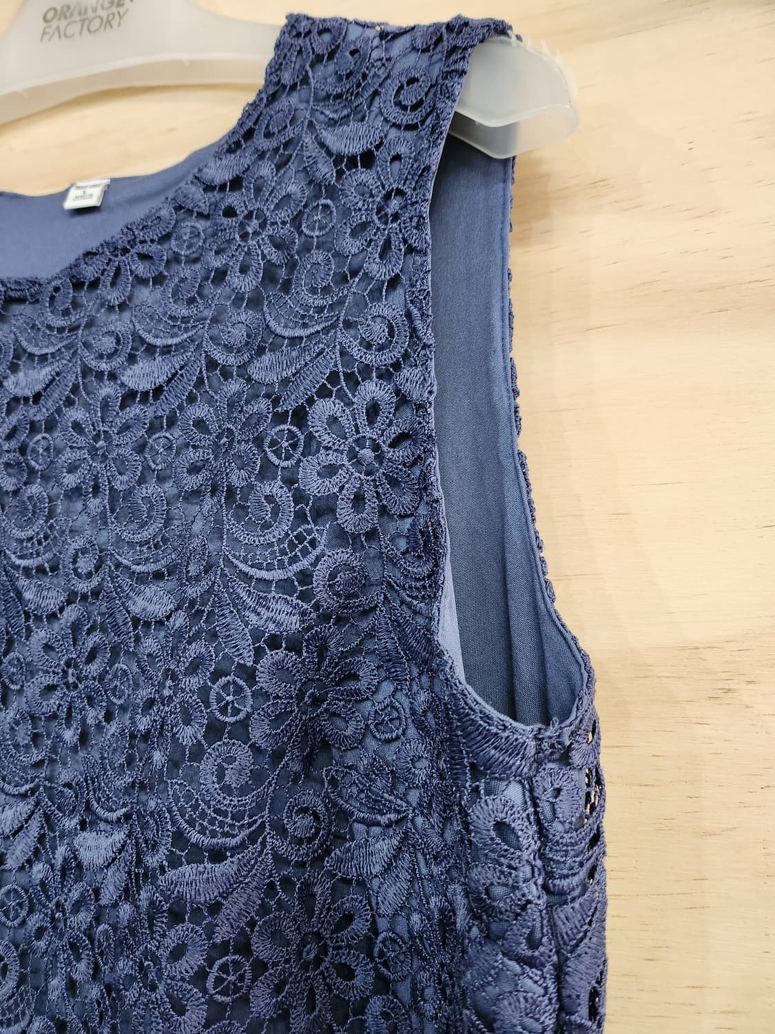 611) 유니클로 레이스 민소매 블라우스 상품이미지3